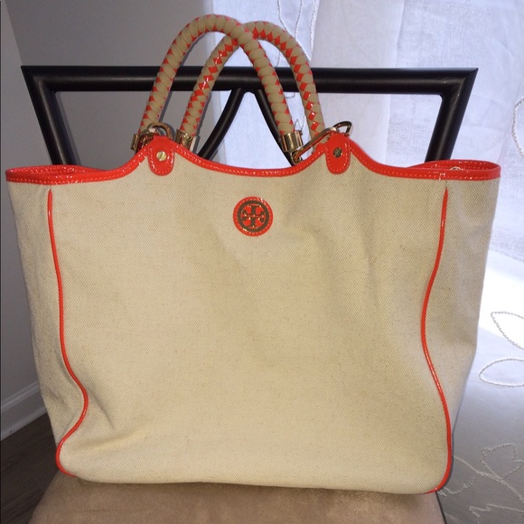Tory Burch Handbags - Tory Burch Canvas tote
